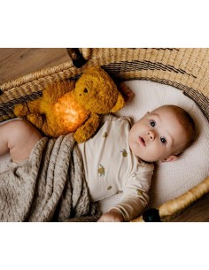 Peluche luz-sonido oso orgánico mostaza 2