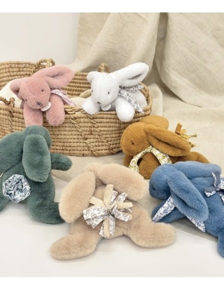 Conejito peluche sage