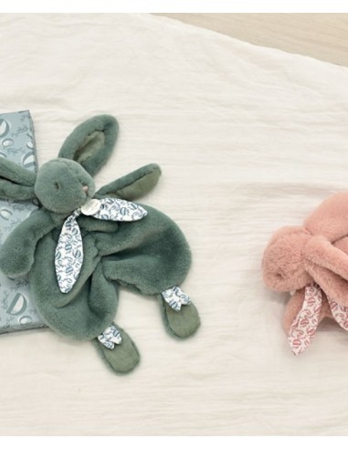 Conejito peluche sage con caja 29cm