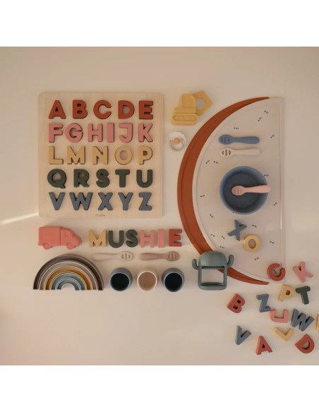 Juego apilable arcoíris solid hillside