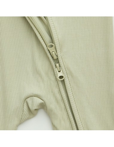 Pijama con cremallera green olive