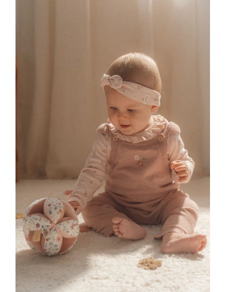 Pelota montessori fairy garden