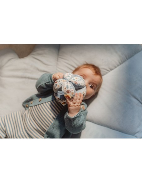 Pelota montessori forest friends