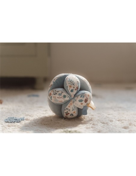 Pelota montessori forest friends