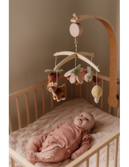 Movil musical de madera rosa