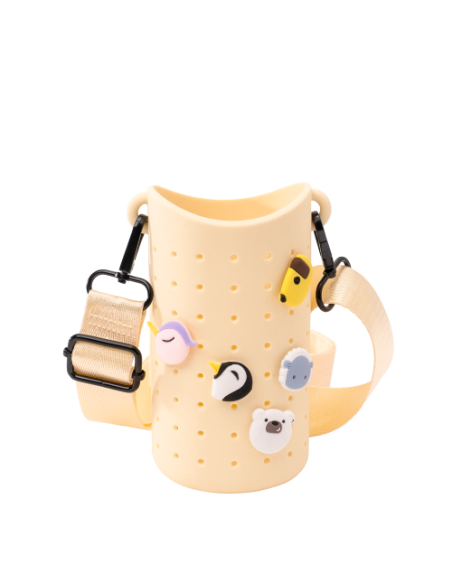 Funda botella con asa y charms