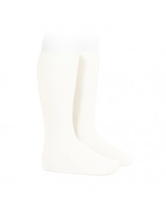 Calcetines altos básicos punto liso nata