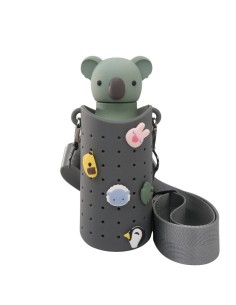 Funda botella con asa y charms smoke 2