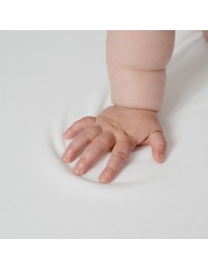 Bajera impermeable para moisés blanca 30 x 75 cm 2