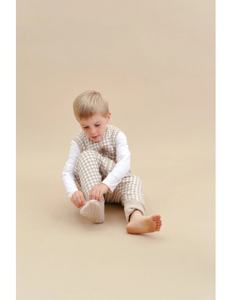 Pijama manta con calcetines antideslizantes vichy beige - TOG 2.5