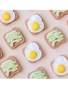 Mordedor bebé tostada aguacate 2