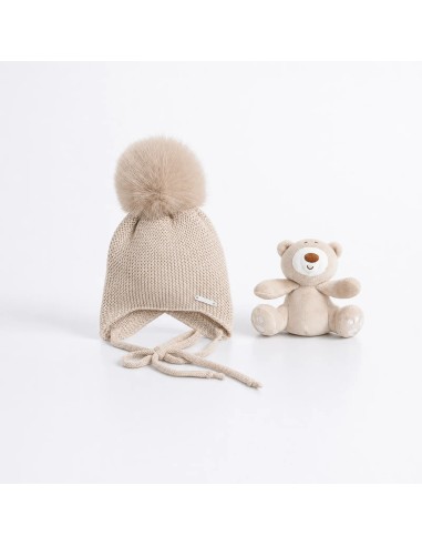 Gorro orejero con pompon piedra